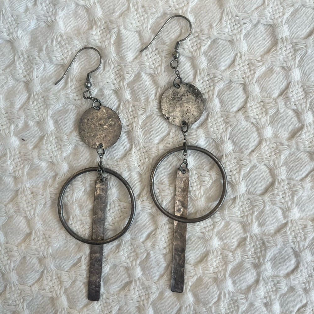 Mata Traders Olinda silver earrings